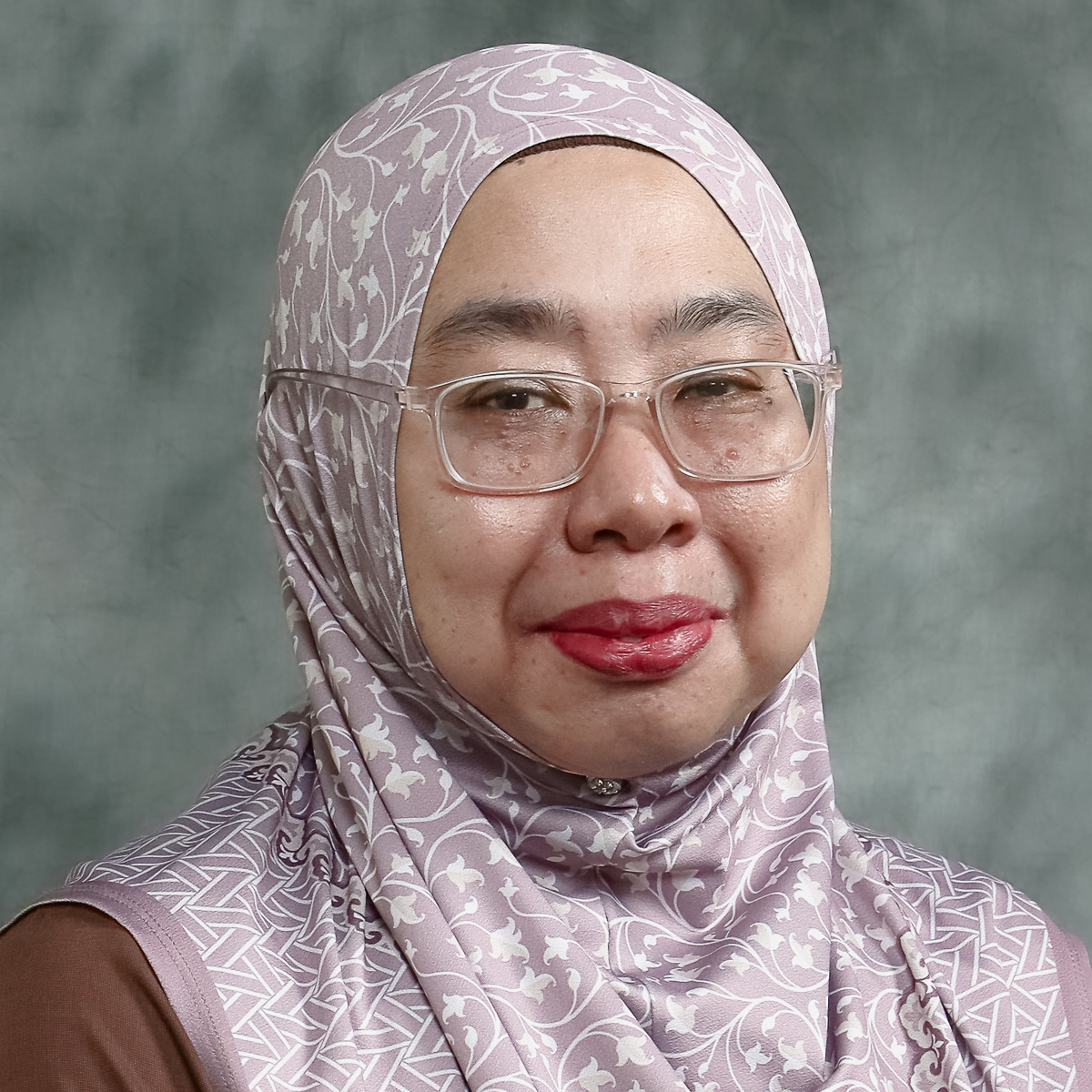 Dr Adibah binti Yusuf